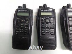 Five Motorola MOTOTRBO XPR6580 Two Way Radio 806-941 MHz AAH55UCH9LB1AN 800 MHz