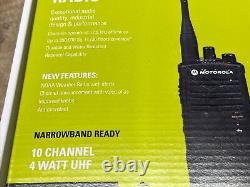Genuine Motorola RDU4100 Two Way Radio RDX + Charging Dock