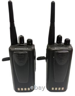 LOT OF 2 Motorola CP185 Two Way Radios UHF 435-480mhz 16Ch 4Watt AAH03RDF8AA7AN