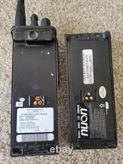 LOT OF 2 Motorola HT1000 H01SDC9AA3DN UHF 16 Channel Portable Radio Working