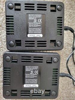 LOT OF 2 Motorola HT1000 H01SDC9AA3DN UHF 16 Channel Portable Radio Working