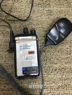 (LOT OF 3) Motorola Mag One BPR40 UHF 4W 16ch TWO-WAY + (1) CHARGE BASE