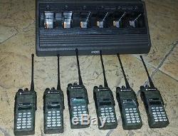 Lot 6 Motorola HT1250 UHF 450-512 TWO WAY RADIOS Mint, gang charger