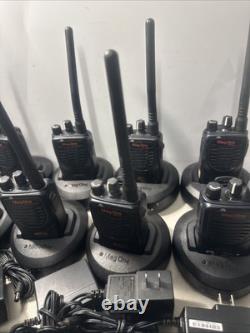Lot Of 10 Motorola Mag One BPR40 Two-Way Radio-AAH84KDS8AA1AN Full Set