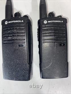 Lot Of 2 MOTOROLA CP110 Two Way Radios UHF 2 CH New Batteries & 1 Charger