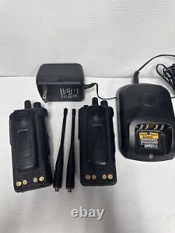 Lot Of 2x Motorola XPR 7380e 800MHZ Two-Way Radios AAH56UCC9RB1AN With Batteries
