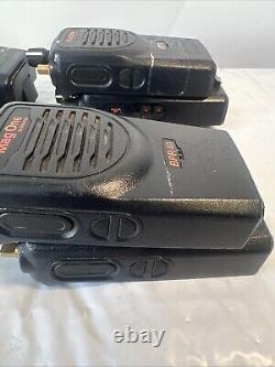 Lot Of 8 Motorola Mag One BPR40 VHF Two-Way Radio-AAH84KDS8AA1AN/ For Parts
