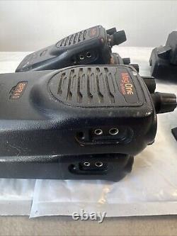 Lot Of 8 Motorola Mag One BPR40 VHF Two-Way Radio-AAH84KDS8AA1AN/ For Parts