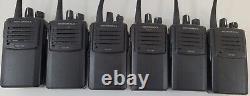Lot of 11 MOTOROLA VX-261-G7-5 UHF 450-512MHz 5 Watt 16Ch Two Way Radios
