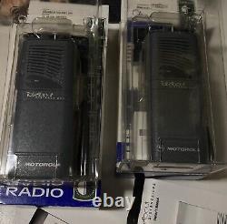 Lot of 2 MOTOROLA TALKABOUT DISTANCE DPS 5 MILE TWO-WAY RADIO