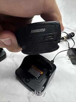 Lot of 2 Motorola RMM2050BHLAA RM Series On-Site Two Way Radios withChargers