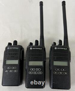 Lot of 3 Motorola CP185 VHF 136-174 MHz 5 WATT 16Ch Two Way Radios withBatteries