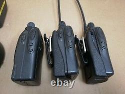 Lot of 3 Motorola EX500 UHF Two Way Radio AAH38SDC9AA3AN 450-512MHz 16 Channel