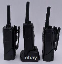 Lot of 3 Motorola RMU2040 UHF Handheld Commercial Two-Way Radios with Charger