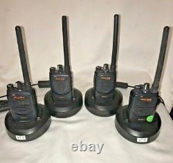 Lot of 4 Motorola BPR40 Mag One Two-Way Radios 8-Channel AAH84KDS8AA1AN