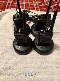 Lot of 4 Motorola BPR40 UHF 8 ch radios & (4) chargers (4) Mics AAH84RCS8AA1AN