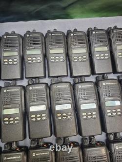 Lot of 50 Motorola HT1250 LS+ 450-512 MHz UHF Two Way Radios AAH25SDH9DP5AN