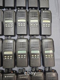 Lot of 50 Motorola HT1250 LS+ 450-512 MHz UHF Two Way Radios AAH25SDH9DP5AN