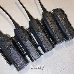 Lot of (6) Motorola PR400 AAH65RDC9AA2AN 16 Channel Two-Way Radios