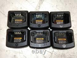 Lot of 7 Defective Motorola RDU2020 RU2020BKF2AA Two-Way Radio and Battery AS-IS