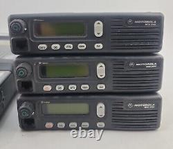 Lot of 7 Motorola Two Way Radios. (3) MCS 2000, (3) CDM1550 LS+ (1) CDM1550 LS