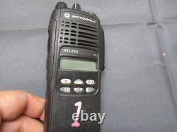 Lot of FIVE Motorola HT1250 136-174 MHz VHF Two Way Radio AAH25KDF9AA5AN w Base