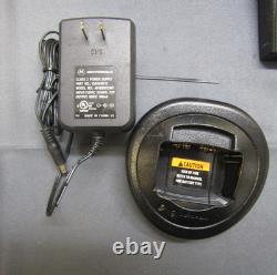 Lot of FIVE Motorola HT1250 136-174 MHz VHF Two Way Radio AAH25KDF9AA5AN w Base