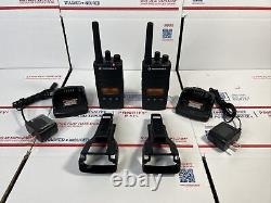 MINT 2X Motorola RMU2080d UHF Two Way Radio Set / Chargers / Clips WARRANTY