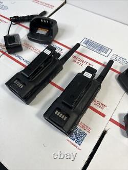 MINT 2X Motorola RMU2080d UHF Two Way Radio Set / Chargers / Clips WARRANTY