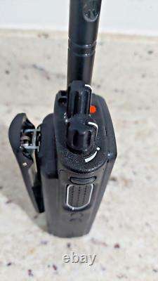 MINT Motorola XPR 7550e TWO-WAY RADIO AAH56RDN9RA1AN with Battery&Antenna