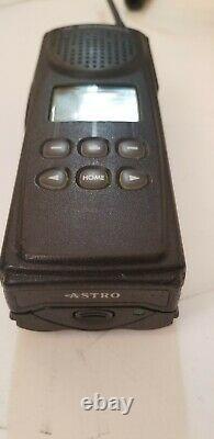 MOTOROLA ASTRO XTS 3000 UHF radio