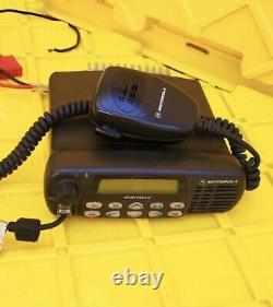 MOTOROLA CDM1550-LS UHF Mobile Two-way Radio with Mic AARMN4025C 0903