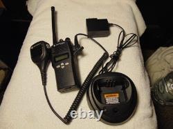 MOTOROLA CP200XLS TWO WAY RADIO VHF RADIO AA50KDF9AA5AN with MIROPHONE