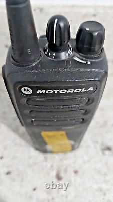 MOTOROLA CP200d UHF Portable Two-Way Radio with Mic