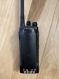 MOTOROLA HT1250 AAH25KDF9AA5AN VHF (403-470MHz) Two Way Radio