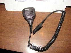 MOTOROLA HT1250 UHF 403-470 MHz AAH25RDF9AA5AN TWO WAY RADIO