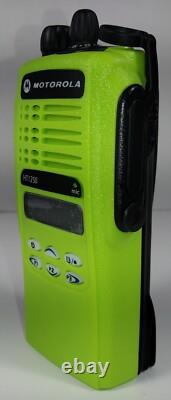 MOTOROLA HT1250 UHF 403-470 MHz Police Fire EMS Two-Way Radio AAH25RDF9AA5AN