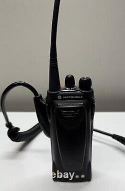 MOTOROLA HT1250 VHF 136-174MHz Police Fire Two-Way Radio AAH25KDF9AA5AN Tested