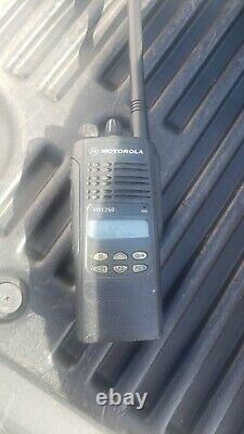 MOTOROLA HT1250 VHF 136-174 MHz AAH25KDF9AA5AN TWO WAY RADIO ONLY HT 1250