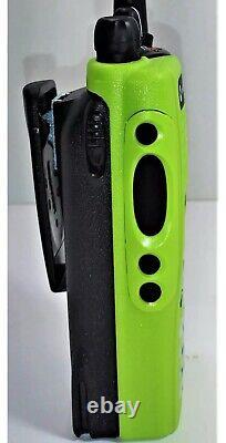 MOTOROLA HT1250 VHF 136-174mhz 128ch 5w Two Way Radio AAH25KDH9AA6AN