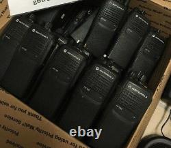 MOTOROLA HT750 TWO WAY PORTABLE RADIO UHF 450-512MHz 16ch AAH25SDC9AA3AN