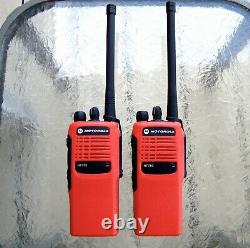 MOTOROLA HT750 VHF 136-174 MHz 4CH 5W Conventional Two-Way Radios AAH25KDC9AA2AN