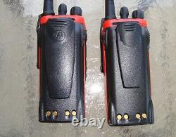 MOTOROLA HT750 VHF 136-174 MHz 4CH 5W Conventional Two-Way Radios AAH25KDC9AA2AN