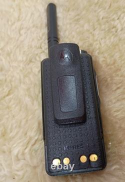 MOTOROLA MOTOTRBO XPR 3500e UHF TWO WAY RADIO WITH ANTENNA GOOD CONDITION