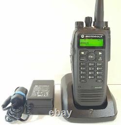 MOTOROLA MOTOTRBO XPR 6550 VHF 136-174 MHz TDMA DMR 2 Way Radio AAH55JDH9LA1AN