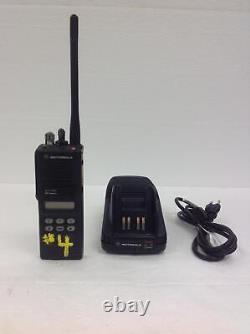MOTOROLA MTS2000 Flashport Two Way Radio H01ucf6pw1bn, Charger, Antenna, WORKING