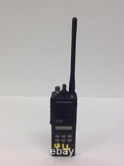 MOTOROLA MTS2000 Flashport Two Way Radio H01ucf6pw1bn, Charger, Antenna, WORKING