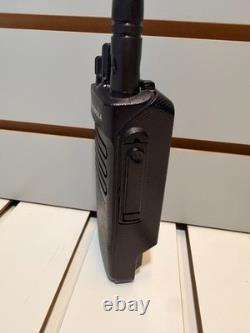 MOTOROLA Mototrbo XPR3300e UHF portable two-way radio AAH02RDC9VA1AN Capacity +