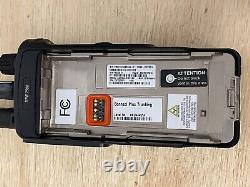 MOTOROLA One Unit XPR7580 800/900 MHz Radio AAH56UCN9WB1AN Lightly Used