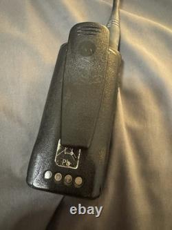 MOTOROLA RDU4100 UHF 438-470 MHz 10 CH 4W PORTABLE RADIO WithOEM BATTERY EUC